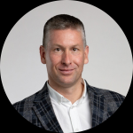 Simon Putzer, CEO GTM bei Sharedien