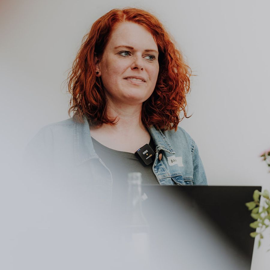 Anna Wördehoff, comspace